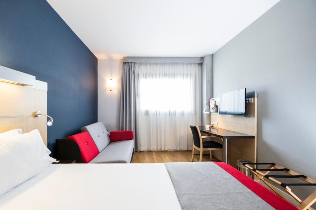 Holiday Inn Express Sant Cugat by IHG — 2
