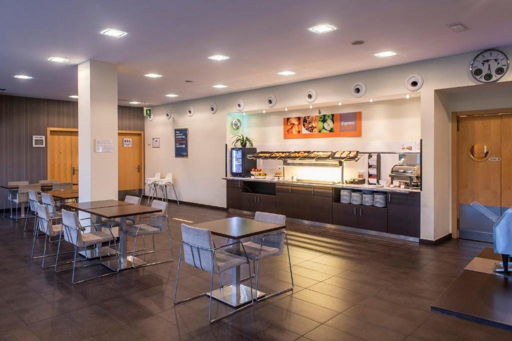 Holiday Inn Express Sant Cugat by IHG — 4