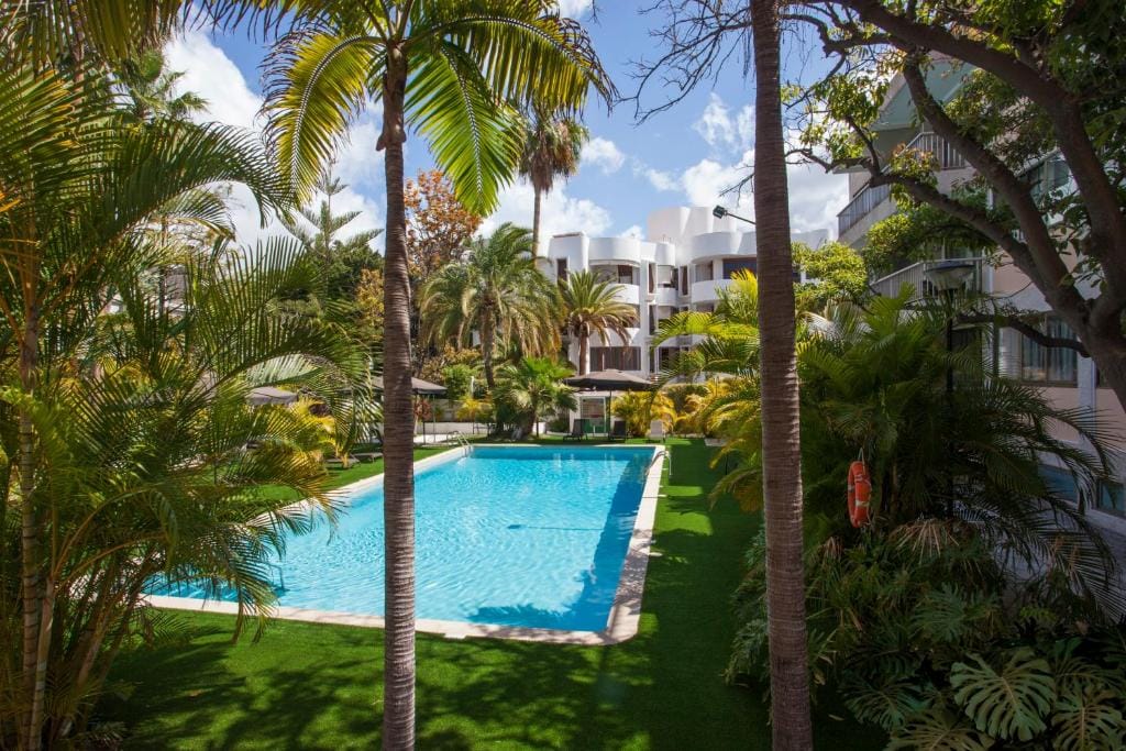 Hotel Colon Rambla — 1