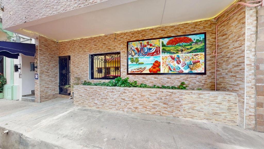 Hotel Tau Art Residence — 1