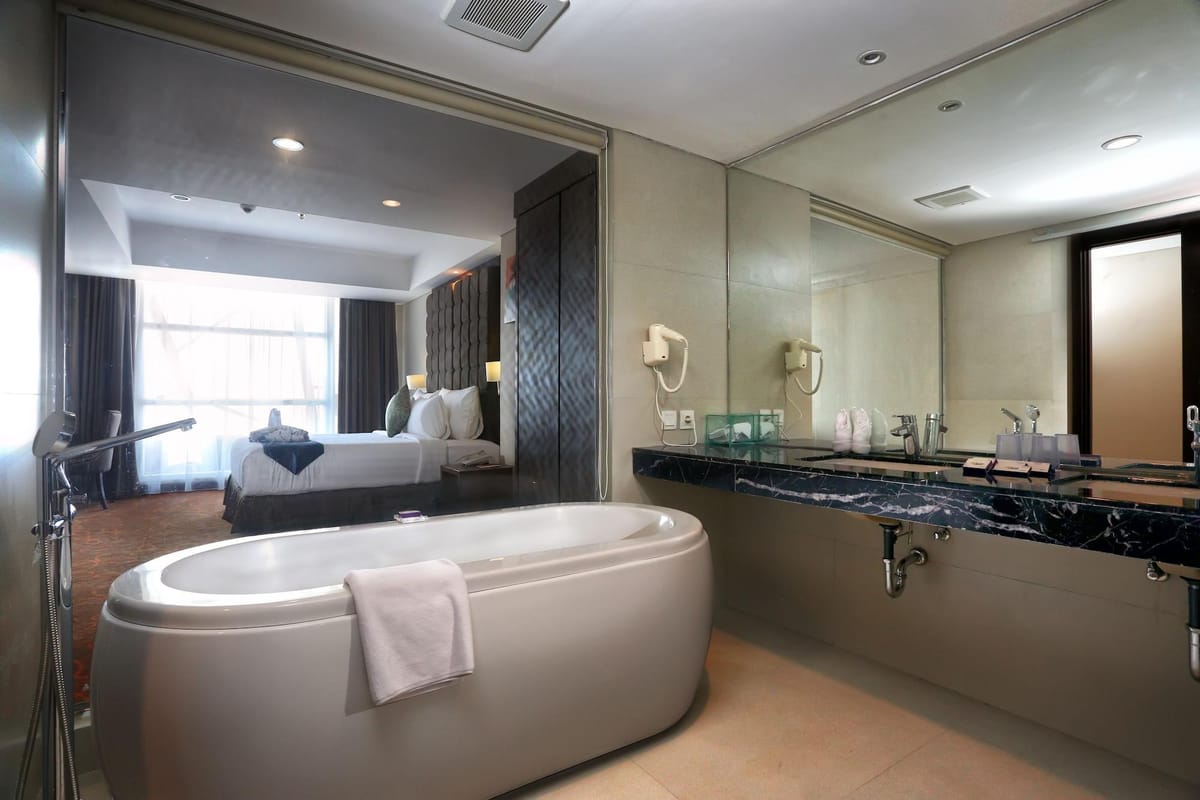 Ra Suites Simatupang — 1