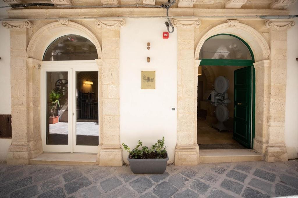 Lanterne Magiche Ortigia Suites — 4