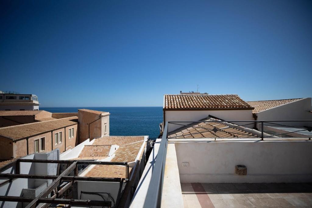 Lanterne Magiche Ortigia Suites — 5