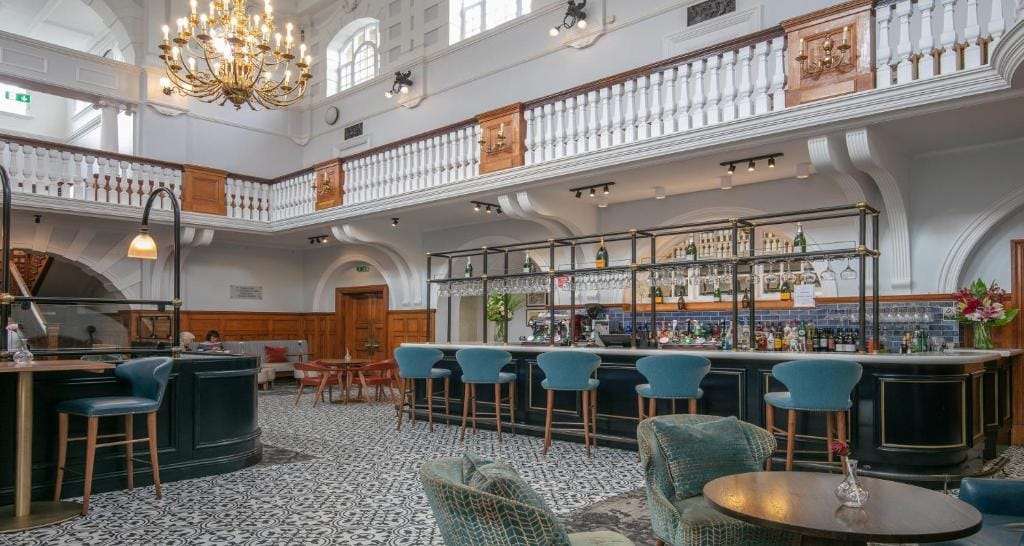 Best Western Chilworth Manor Hotel — 5