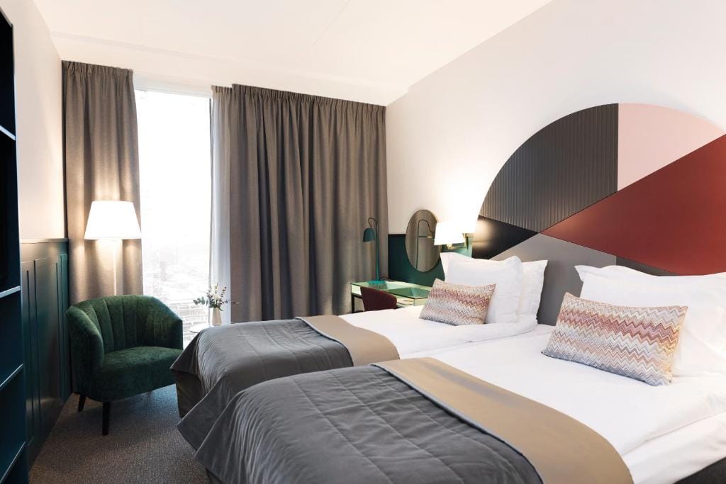 Elite Hotel Carolina Tower — 2