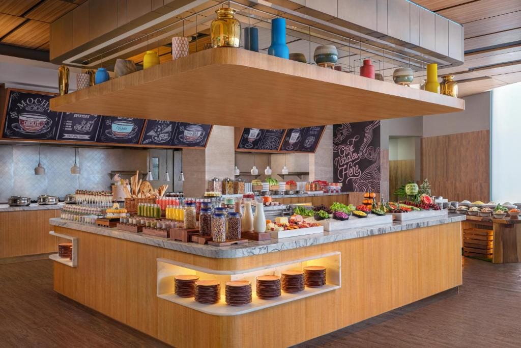 Four Points by Sheraton Surabaya, Tunjungan Plaza — 4
