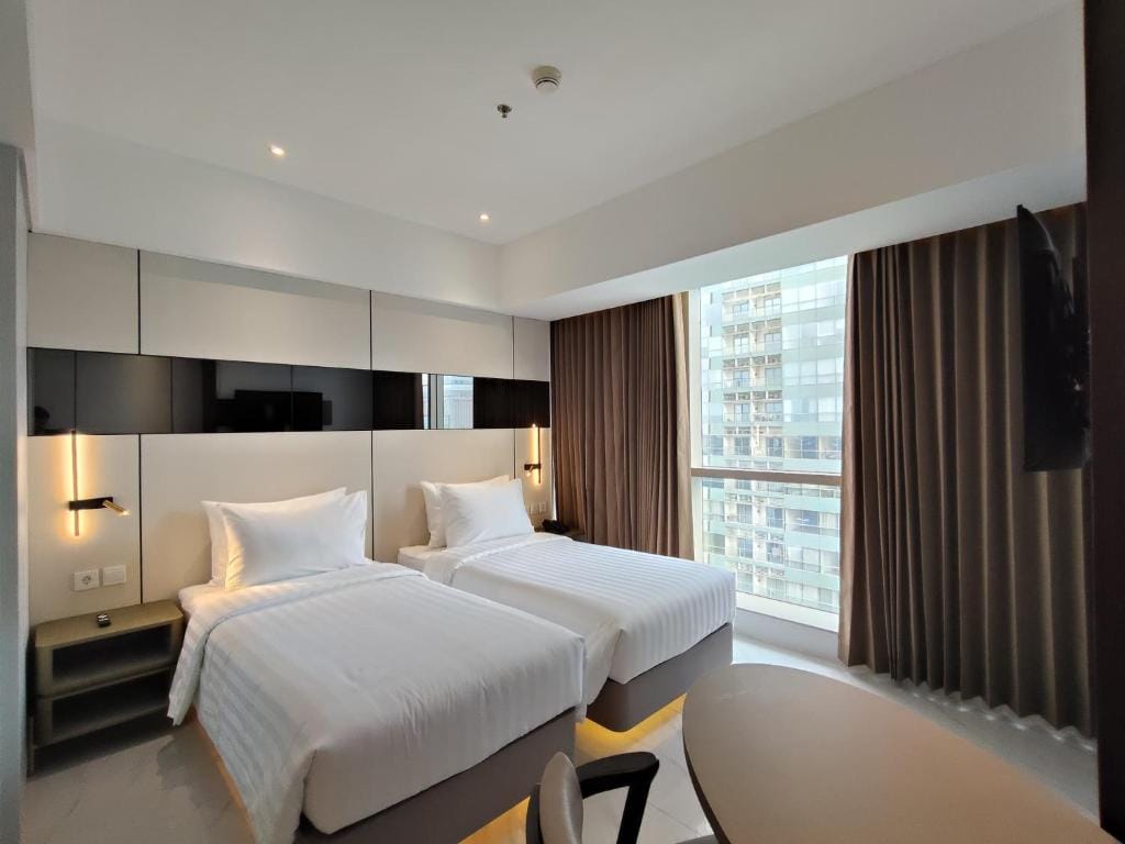 Grand Whiz Hotel Praxis Surabaya — 2