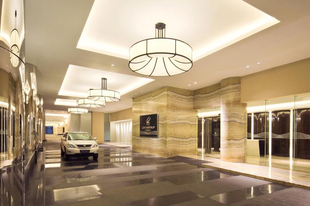 Hotel Ciputra World Surabaya managed by Swiss-Belhotel International — 4