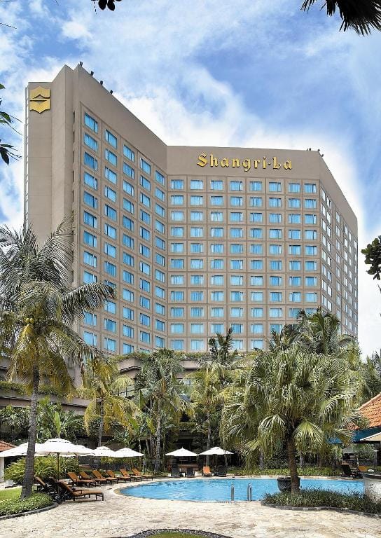Shangri-la Surabaya — 1