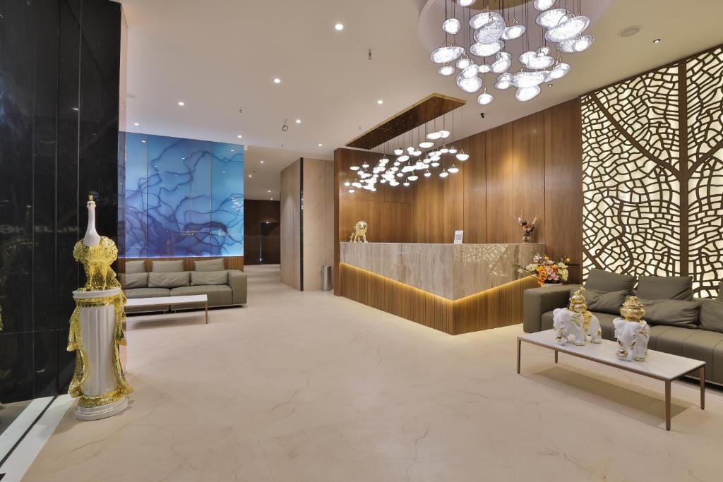 Hotel Elements Surat — 5