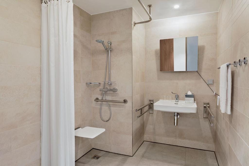 Courtyard by Marriott Szczecin City — 3