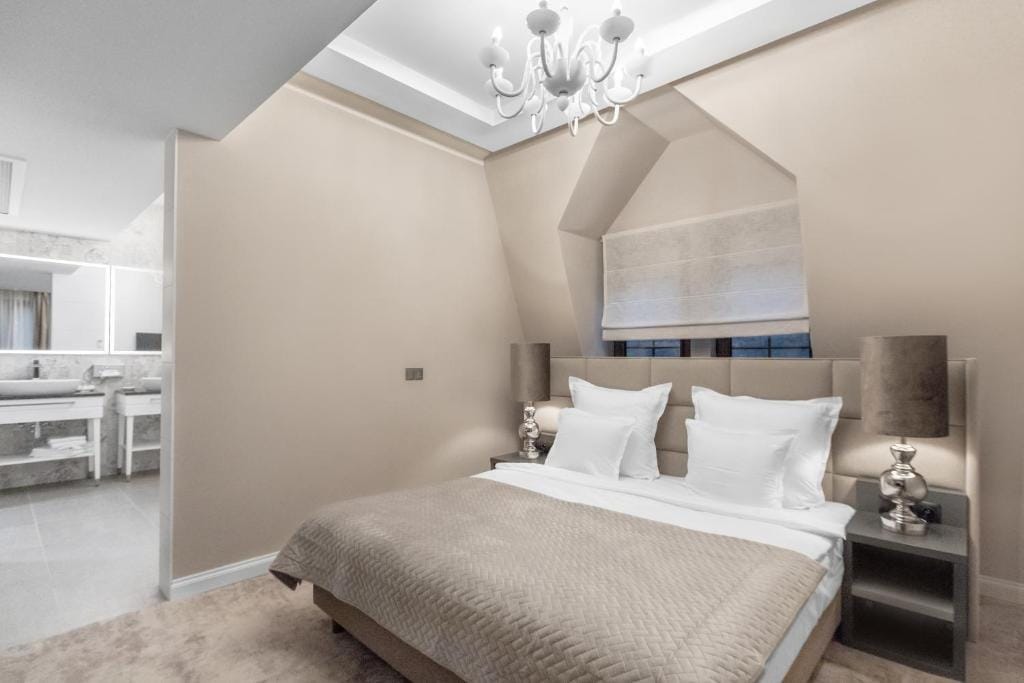 Grand Park Hotel — 5