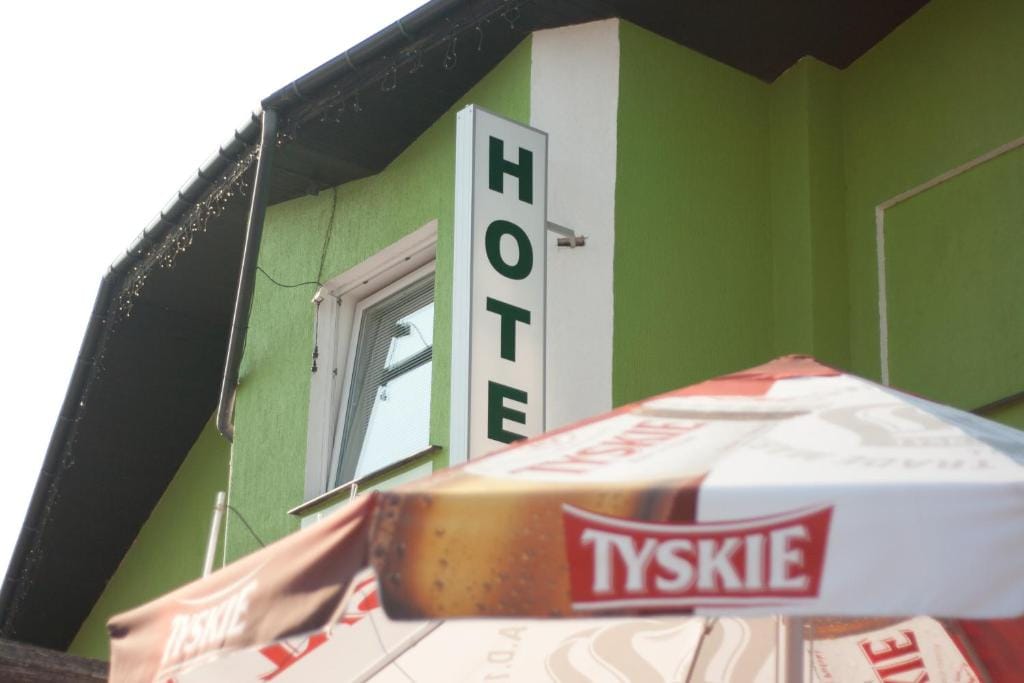 Hotel 7 — 4