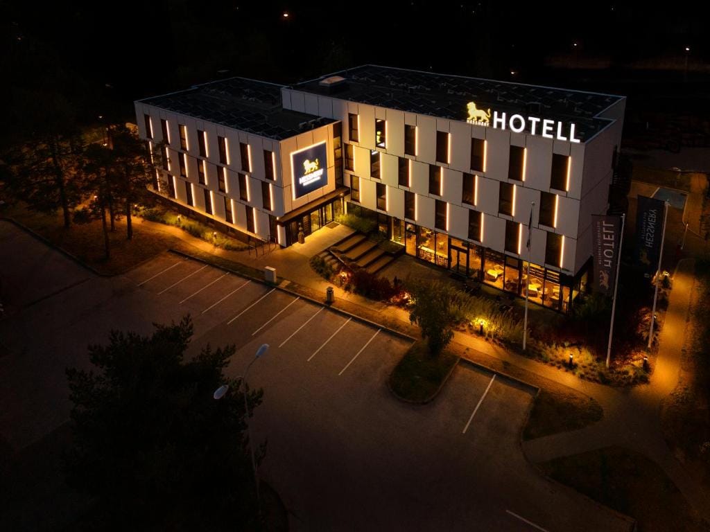 Hessnery Hotel Tallinn — 1