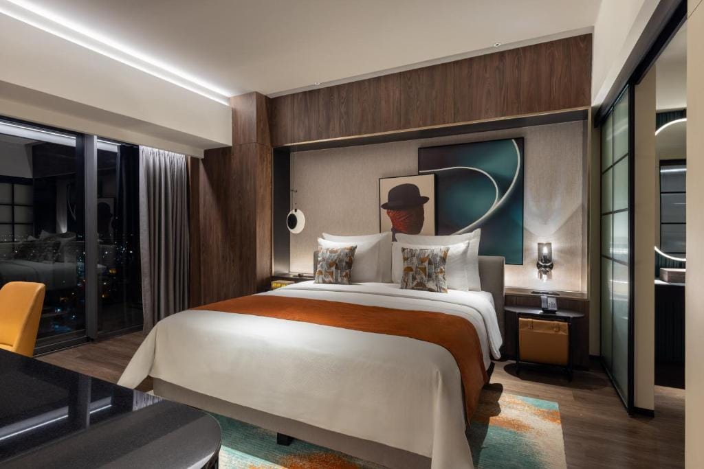 Herloom Hotel & Residence BSD Tangerang — 4