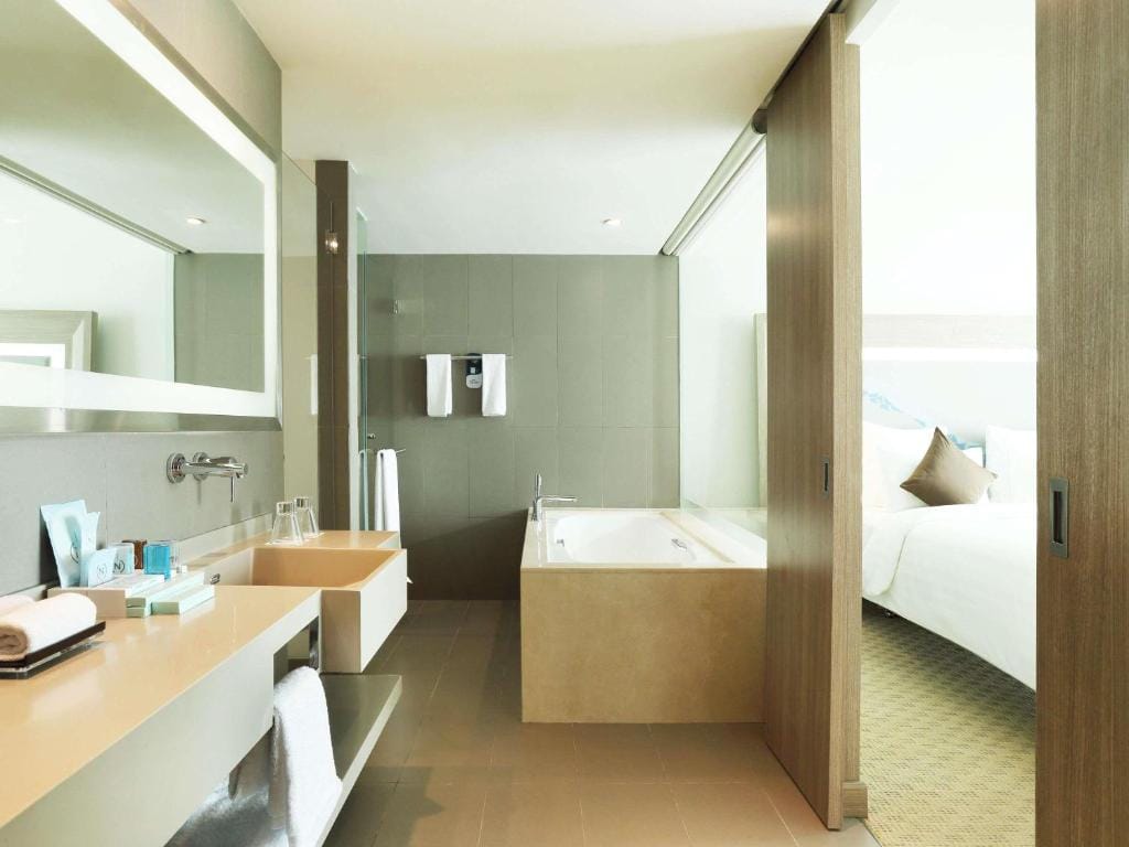 Novotel Tangerang — 3