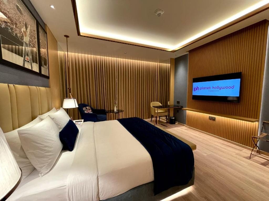 Planet Hollywood Thane — 4