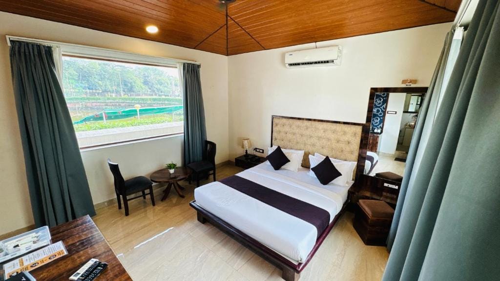 The Luxury Maharaja The Royal Resort — 1