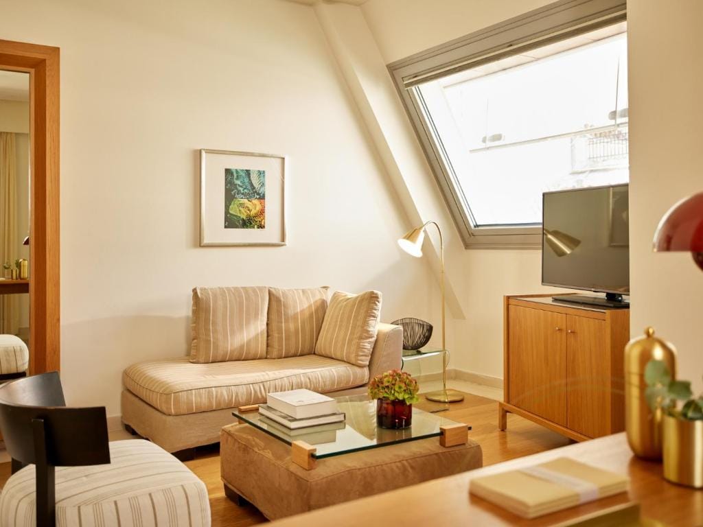 Daios Luxury Living — 4
