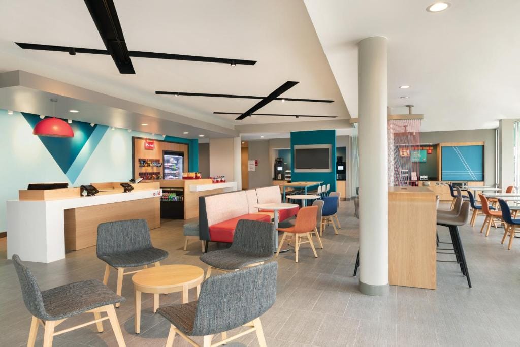avid hotels - Tijuana - Otay by IHG — 4