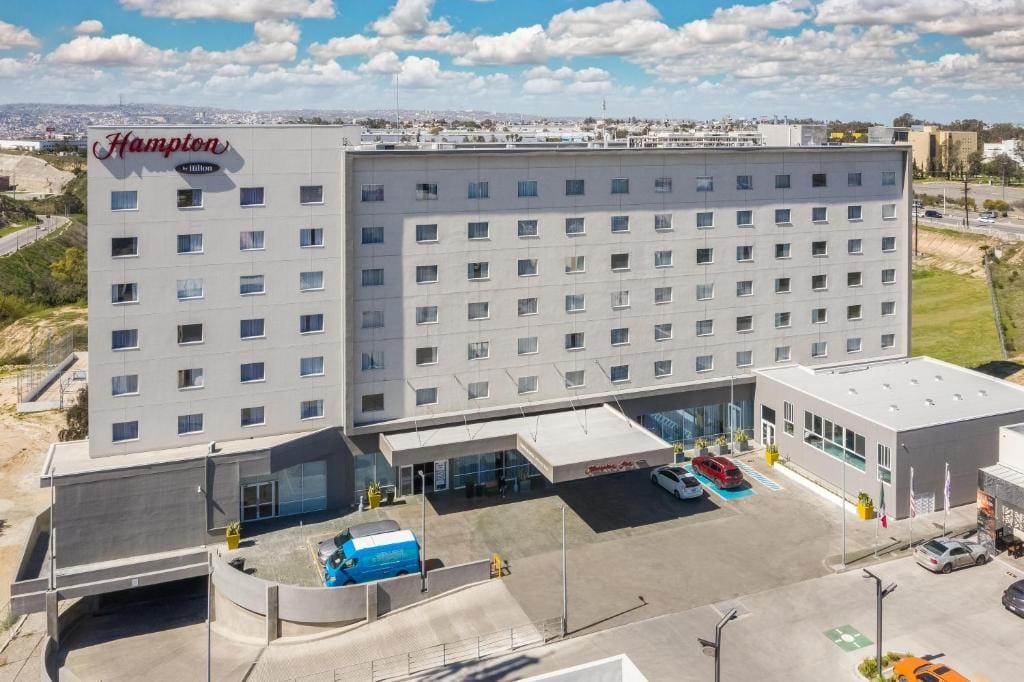 Hampton Inn By Hilton Tijuana — 3