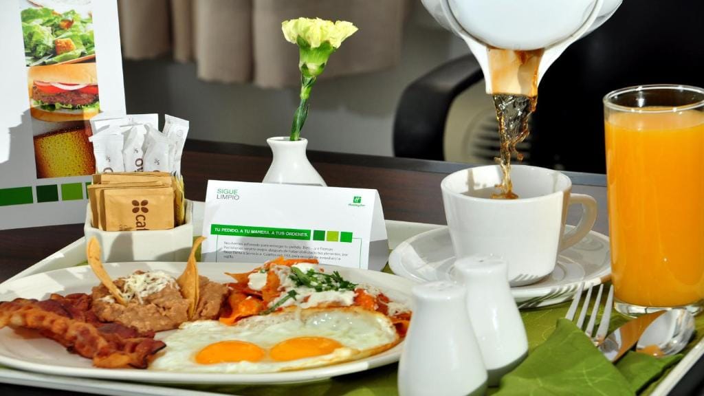 Holiday Inn Tijuana Zona Rio by IHG — 4