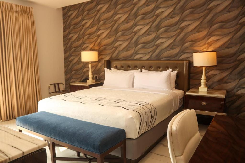 Hotel Grand One Plaza — 3