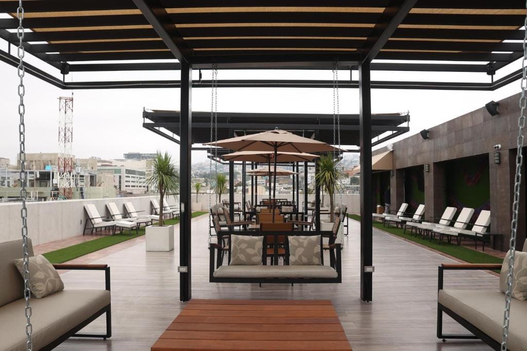 Hotel West Plaza — 5