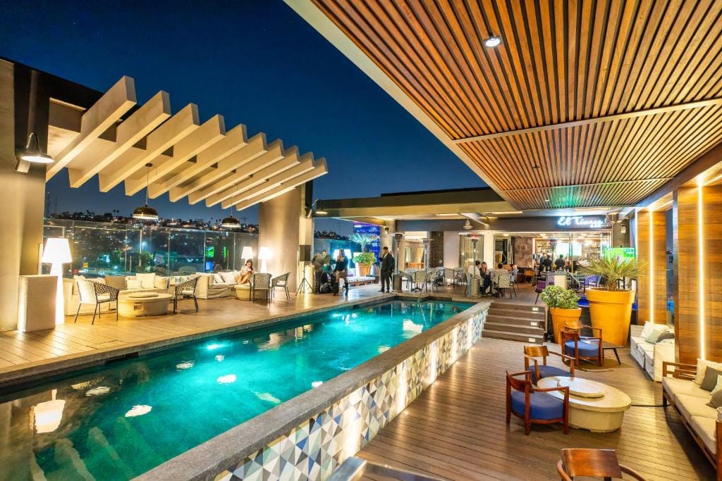 K Tower Boutique Hotel By Lucerna — 3