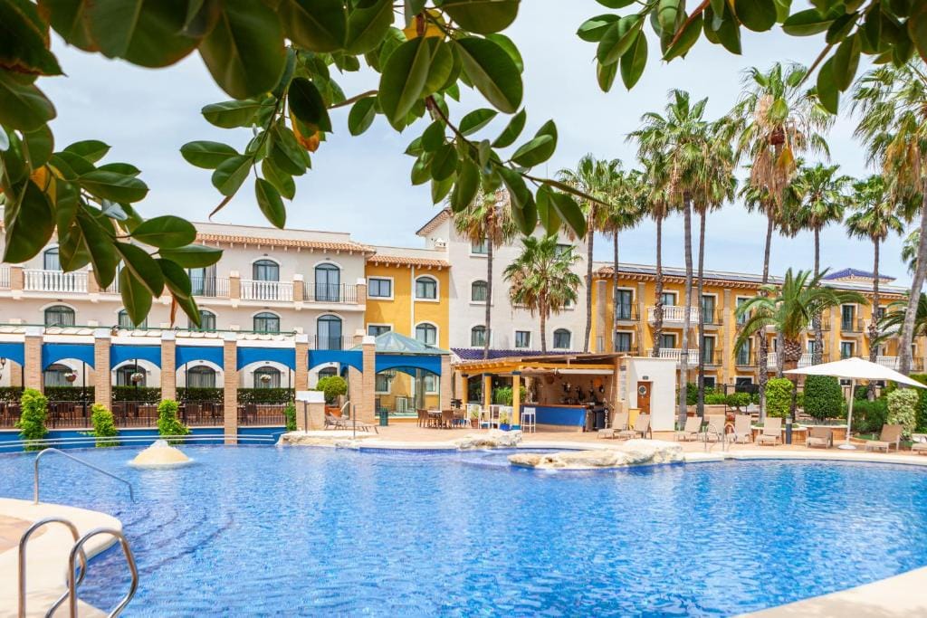 Hotel La Laguna Spa & Golf — 4
