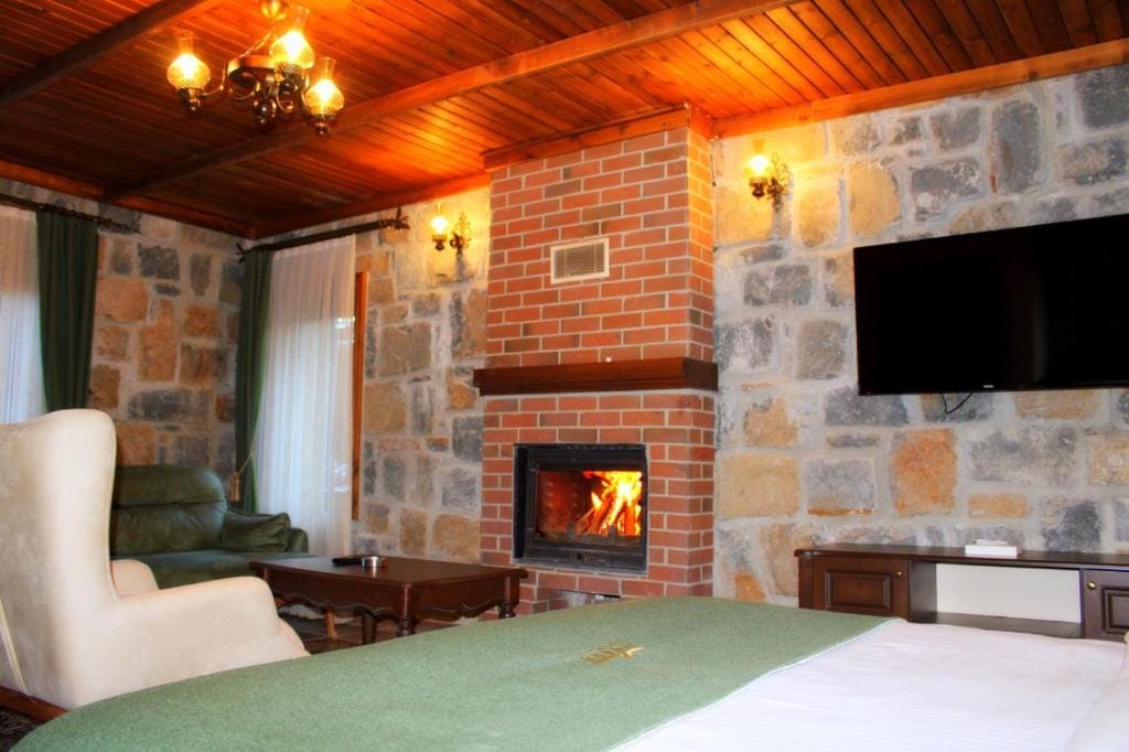 Foleya Mountain Resort Hotel & Villas — 5